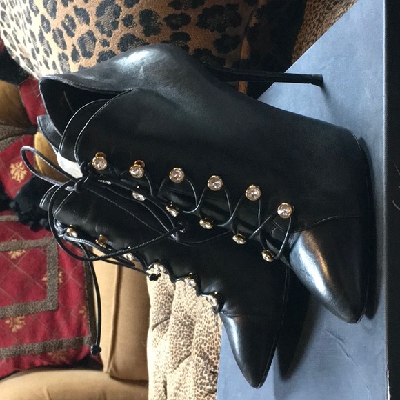 Spectacular gold crystal grommeted lace up bootie - Picture 7 of 8